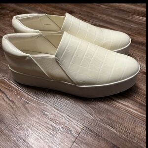 Vince alligator cream leather Slip-On Sneakers Elegant Slip-On women shoe